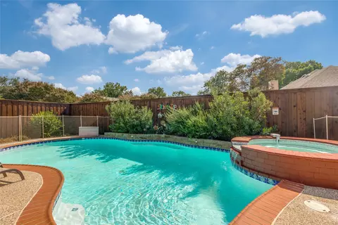 5013 Country Place Dr, Plano, TX 75023