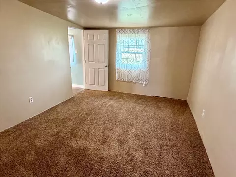 Bedroom - 1375 Vedas Camp Rd, Haskell, TX 79521 photo 2 of 2