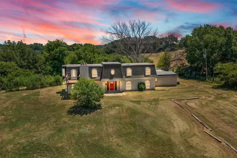 41 Kelsey Rd, Denison, TX 75021