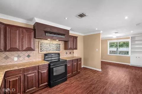 Kitchen - 911 Nella St, Minden, LA 71055 photo 6 of 6