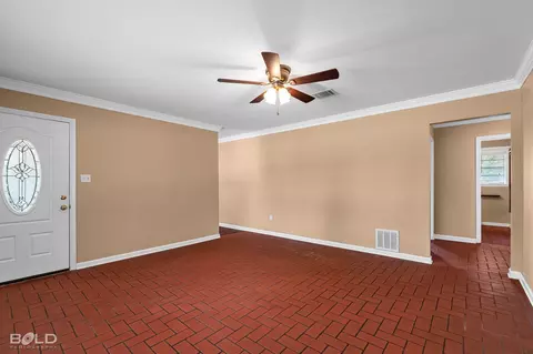 Living - 911 Nella St, Minden, LA 71055 photo 1 of 5