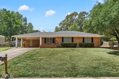 Exterior - 911 Nella St, Minden, LA 71055 photo 5 of 11