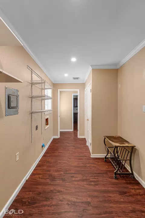 Entry Way - 911 Nella St, Minden, LA 71055 photo 4 of 4