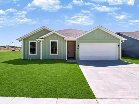406 Church St, Whitesboro, TX 76273