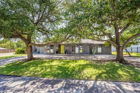 10232 Boedeker St, Dallas, TX 75230