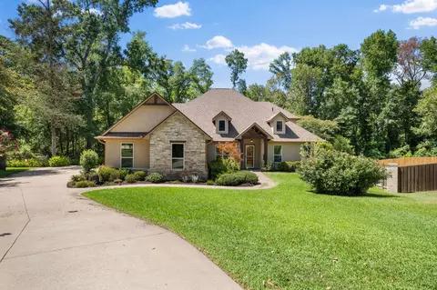 1822 Stonehaven Ct, Tyler, TX 75703