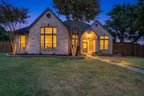 3010 Harborview Blvd, Rowlett, TX 75088