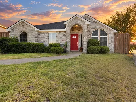 1302 Ryan Dr, Mesquite, TX 75149