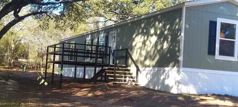 229 Maple St, Gun Barrel City, TX 75156