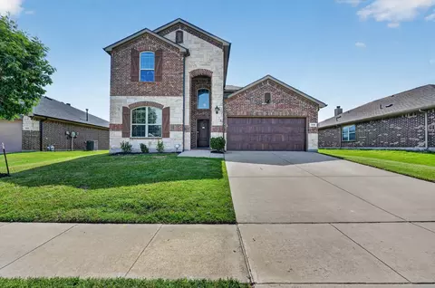 1332 Foxglove Ln, Burleson, TX 76028