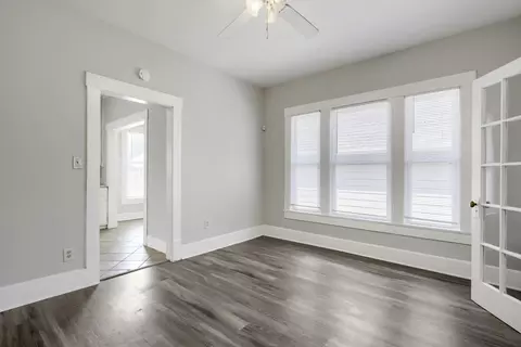 Living - 520 E Day St, Denison, TX 75021 photo 4 of 6