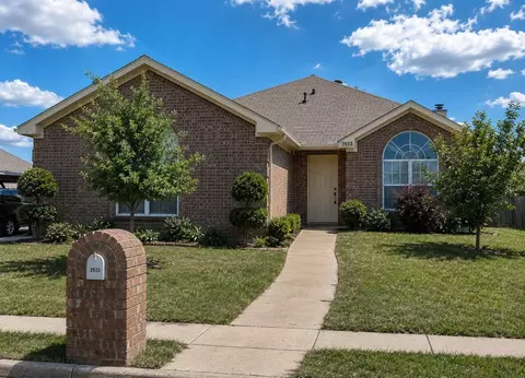 12333 Silver Mist Trl, Burleson, TX 76028