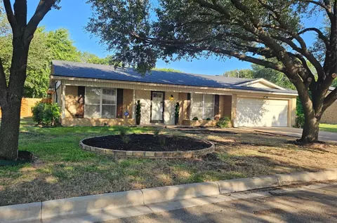 5660 Conlin Dr, Fort Worth, TX 76134