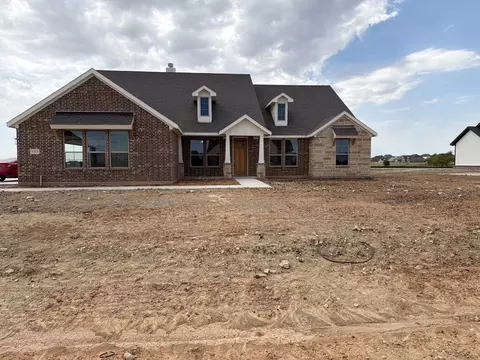 145 Pheasant Run Dr, New Fairview, TX 76078