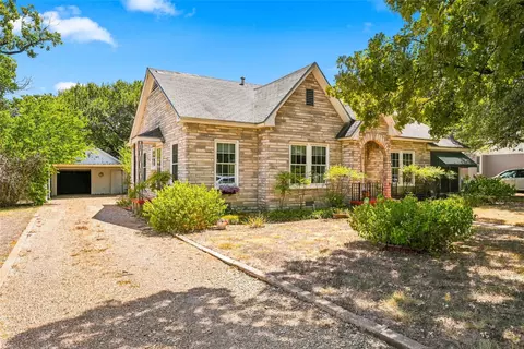 Exterior - 2616 Pine Ave, Waco, TX 76708 photo 3 of 8