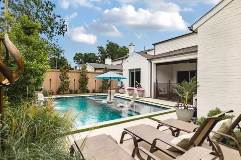 3963 Rochelle Dr, Dallas, TX 75220