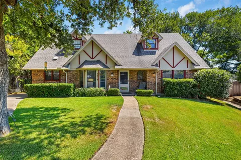 4219 Pleasant Oaks Ct, Arlington, TX 76016