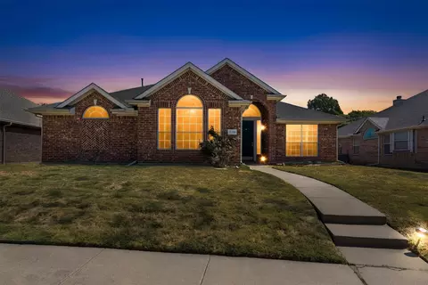 3106 Pecan Meadow Dr, Garland, TX 75040