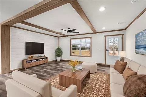 152 Private Road 3647, Springtown, TX 76082