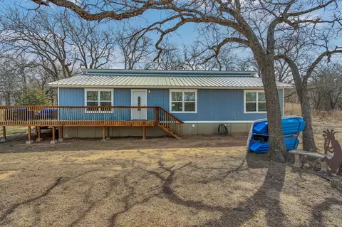 217 Comanche Trl, Nocona, TX 76255