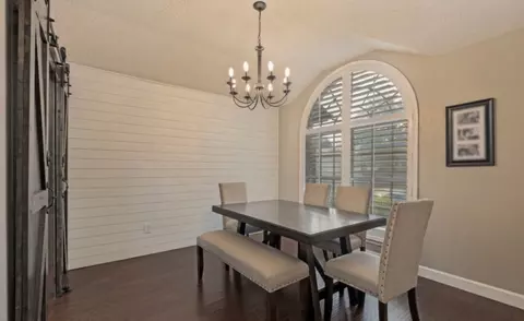 Dining - 2425 Waterloo Ln, Mesquite, TX 75181 photo 2 of 2