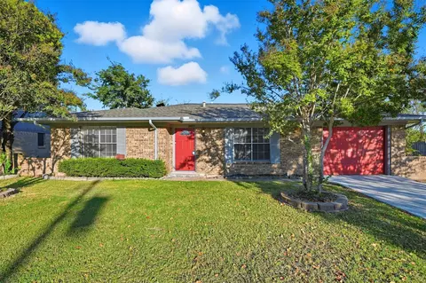 1423 Main St, Kaufman, TX 75142