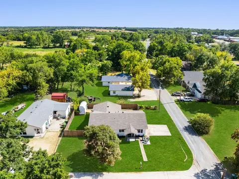 View/Area - 400 Denton St, Howe, TX 75459 photo 2 of 2