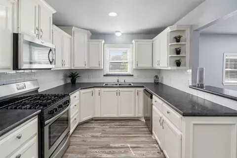 Kitchen - 400 Denton St, Howe, TX 75459 photo 3 of 3
