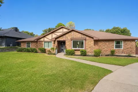 2200 Midhurst Dr, Arlington, TX 76013