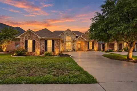 3308 Preston Club Dr, Sherman, TX 75092