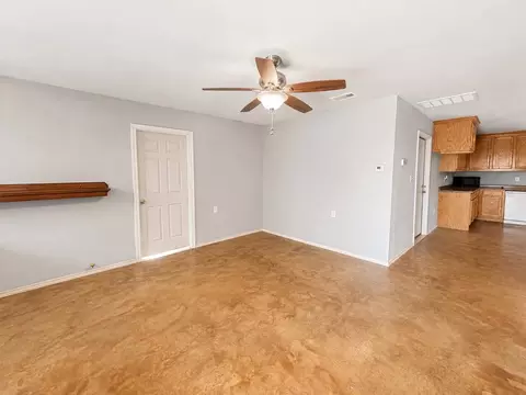 Living - 702 Main St, Windom, TX 75492 photo 3 of 4