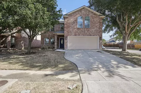 5533 Spring Ridge Dr, Watauga, TX 76137