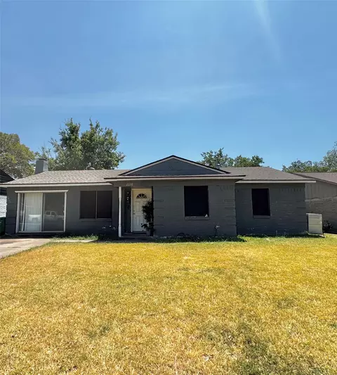 2628 Driftwood Dr, Mesquite, TX 75150
