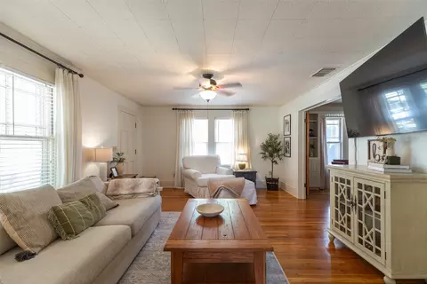 Living - 500 N Avenue H, Haskell, TX 79521 photo 3 of 3