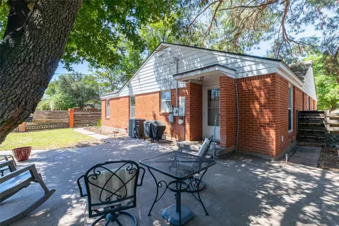 Exterior - 500 N Avenue H, Haskell, TX 79521 photo 5 of 10
