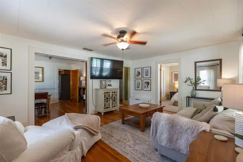 Living - 500 N Avenue H, Haskell, TX 79521 photo 1 of 3