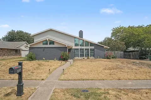 3217 Knights Haven Ln, Garland, TX 75044