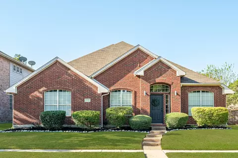 5533 Glenview Ln, The Colony, TX 75056