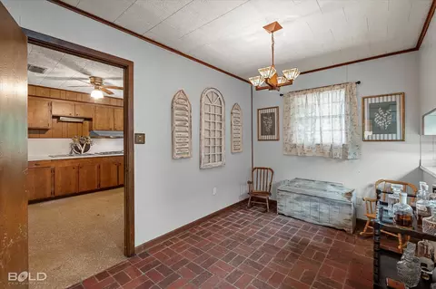 Dining - 9347 Highway 3, Plain Dealing, LA 71064 photo 5 of 5