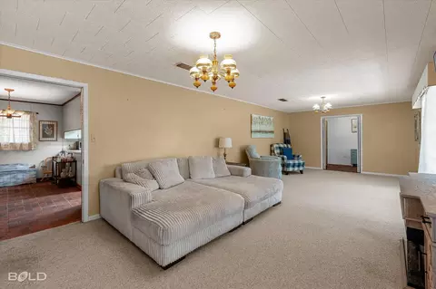 Living - 9347 Highway 3, Plain Dealing, LA 71064 photo 2 of 2