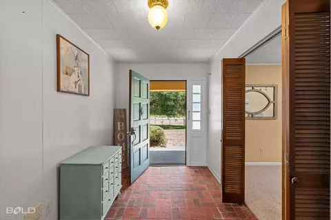 Entry Way - 9347 Highway 3, Plain Dealing, LA 71064 photo 1 of 1