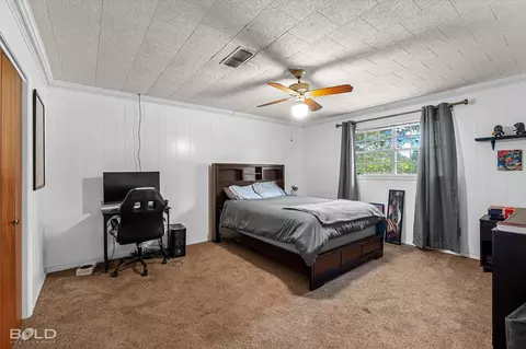 Bedroom - 9347 Highway 3, Plain Dealing, LA 71064 photo 3 of 4