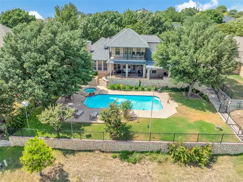 7613 Royal Troon Dr, Fort Worth, TX 76179