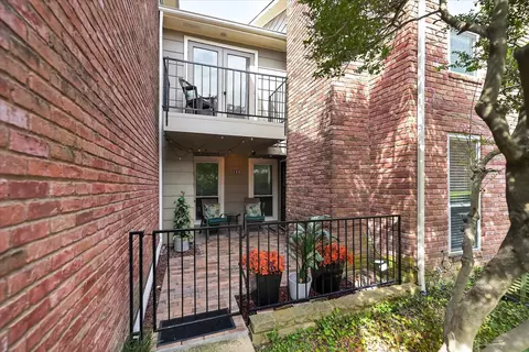 7510 Holly Hill Dr #124, Dallas, TX 75231