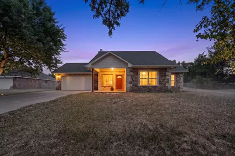 4014 Cox St, Sherman, TX 75090