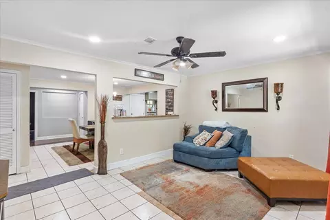 7228 Nosilla St, Fort Worth, TX 76112