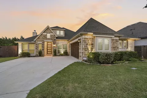 1738 Summer Ln, Midlothian, TX 76065