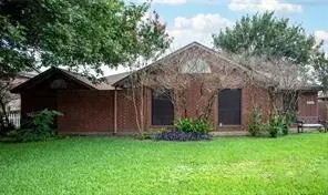 2103 Prairie Creek Trl, Garland, TX 75040