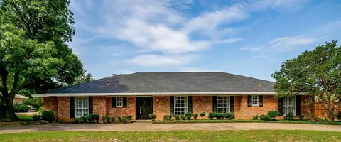 4813 Springwillow Rd, Fort Worth, TX 76109