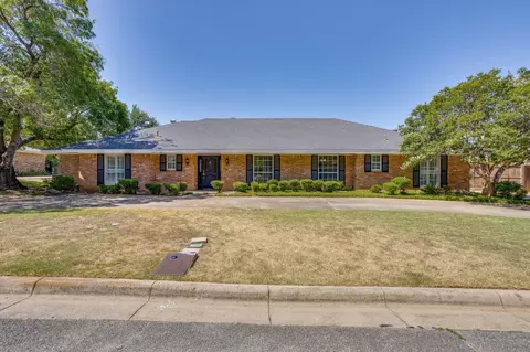 4813 Springwillow Rd, Fort Worth, TX 76109